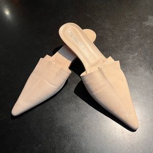 Sacco Italian made flats